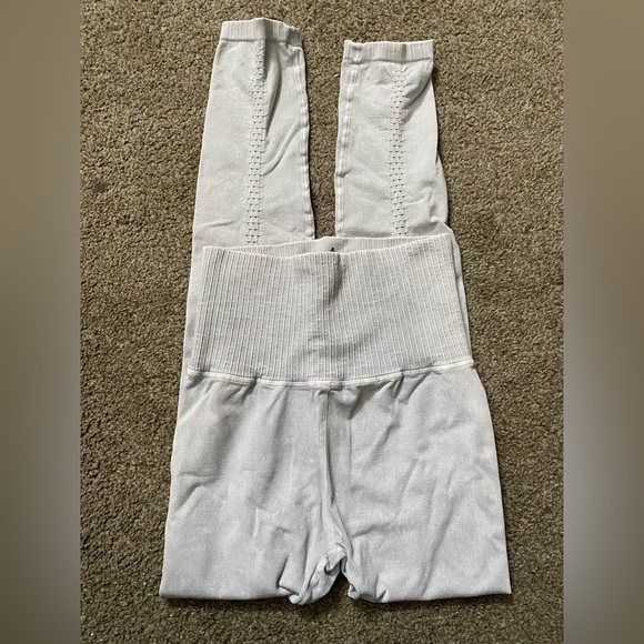 FREE PEOPLE NWOT High Rise Ice Grey Good Karma Full Length Leggings - Picture 4 of 7